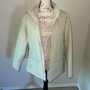 Creamy and lightweight LL BEAN WEATHER RESISTANT JACKET